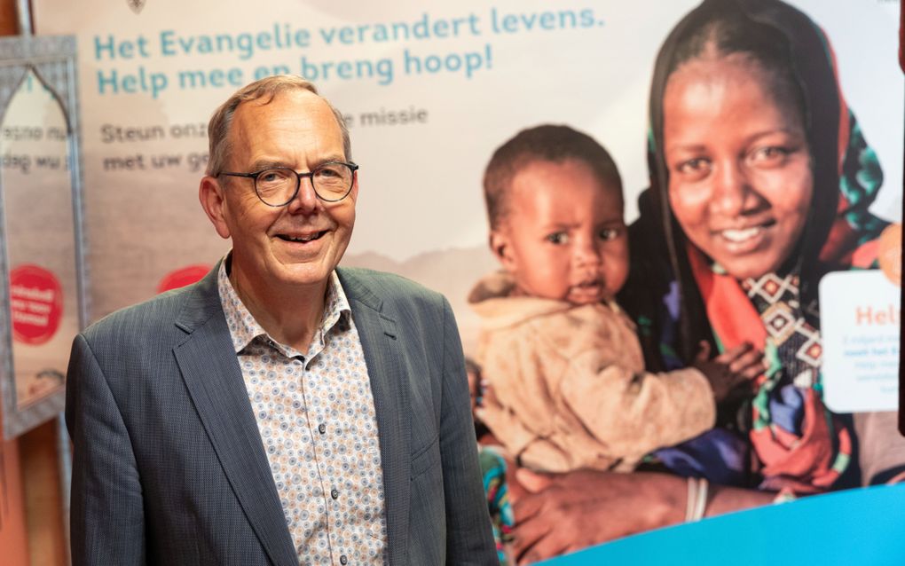 TWR-directeur Hubrecht Smits bij de vernieuwde expositie. beeld RD, Anton Dommerholt