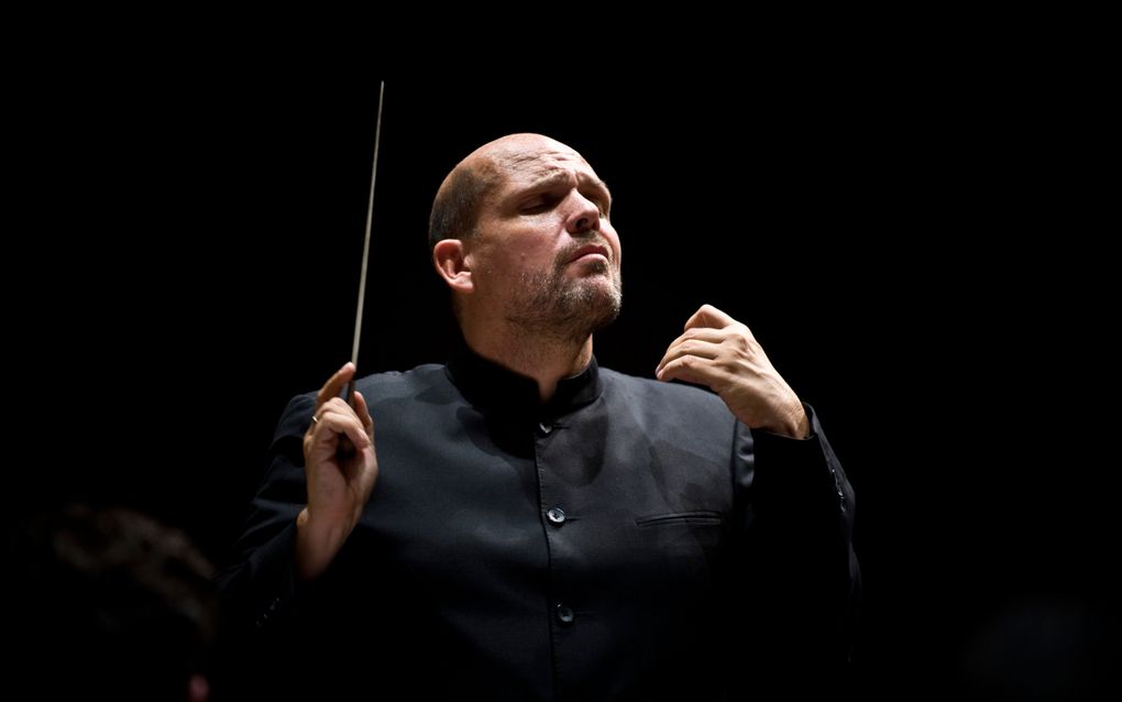 Dirigent Jaap van Zweden. beeld imgartists.com