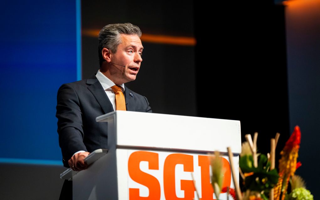 SGP’er Chris Stoffer tijdens zijn partijrede. beeld Cees van der Wal