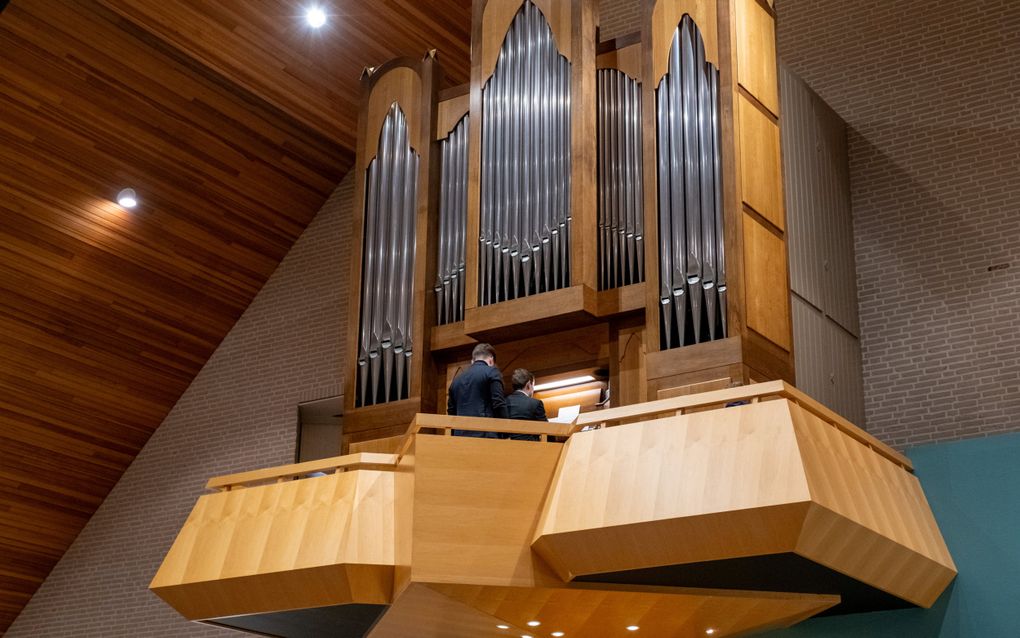 Kand. W. de Jong neemt beroep aan naar gereformeerde gemeente Borssele