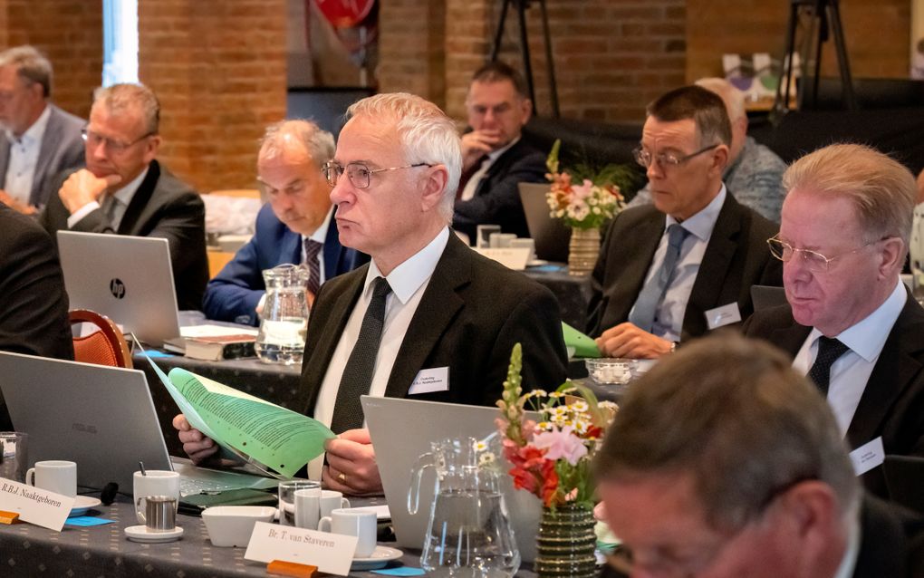 Christelijke gereformeerde kerk Rijnsburg: Je kunt ook als waarnemer naar convent komen