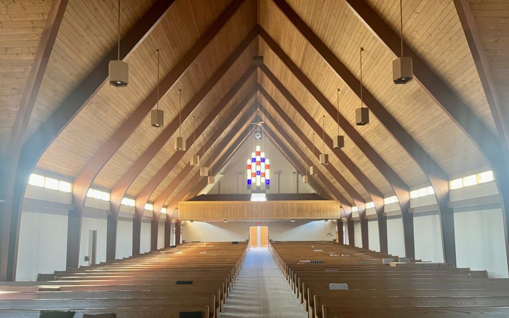 Interieur van een Canadees jarenzestig kerkgebouw.