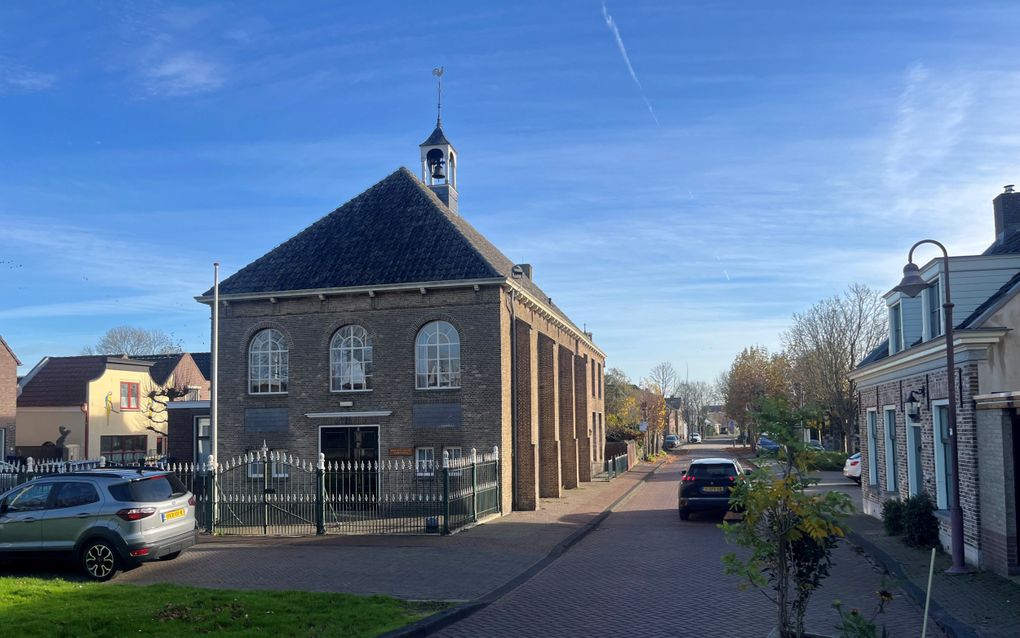 Een eeuwenoud kerkje slopen in Moerdijk, mag dat zomaar?