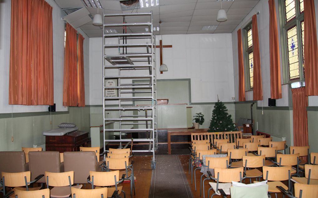 Plafond evangelisatie Bethel in Schagen zakt langzaam in