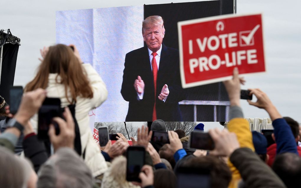 Donald Trump spreekt bij de Mars voor het Leven in Washington D.C., in 2020. beeld AFP, Olivier Douliery