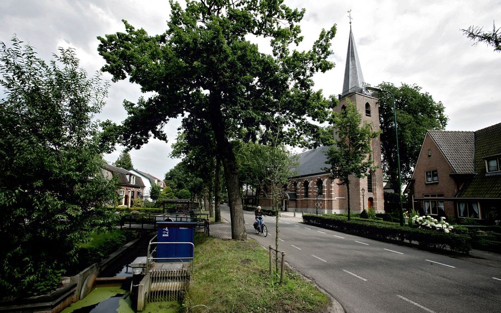 Ds. Speksnijder neemt afscheid van hersteld hervormde gemeente Maartensdijk