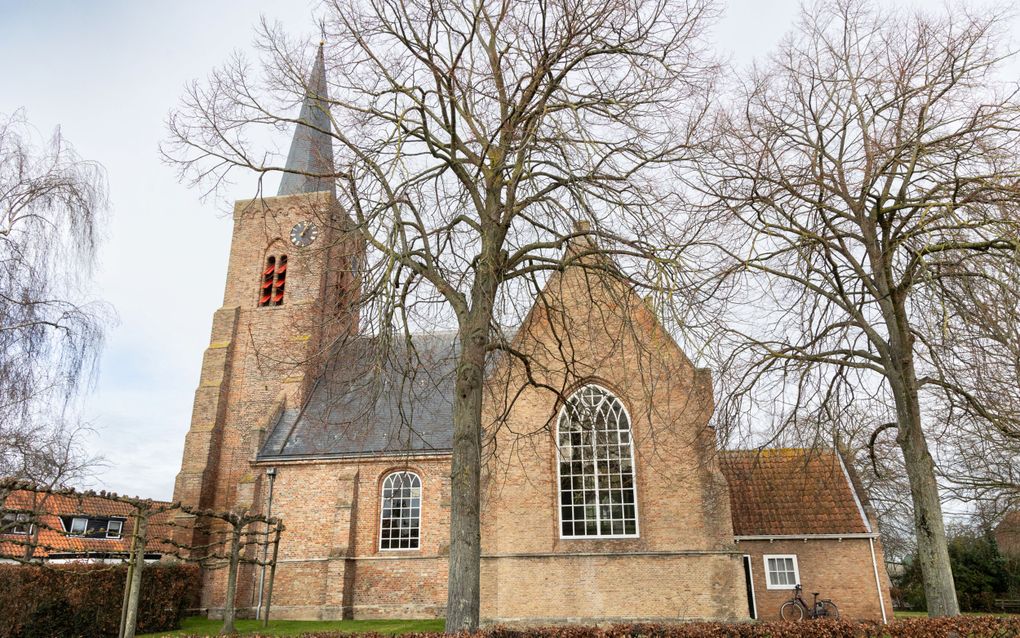 Exterieur van oude dorpskerk
