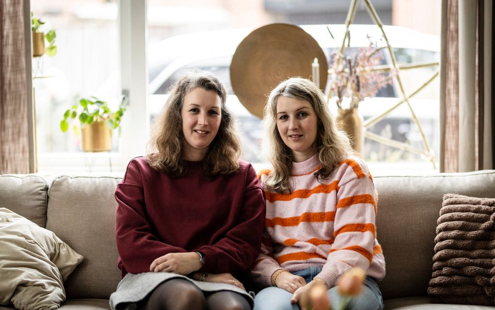 Broers Bast uit Nunspeet zijn getrouwd met eeneiige tweeling