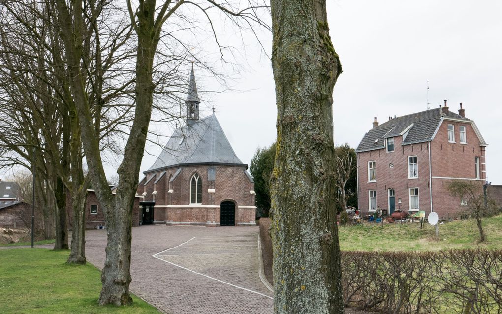 Ds. S. Dierx neemt beroep aan naar hervormde gemeente Nieuwendijk i.s.m. hervormde gemeente Ichthus 