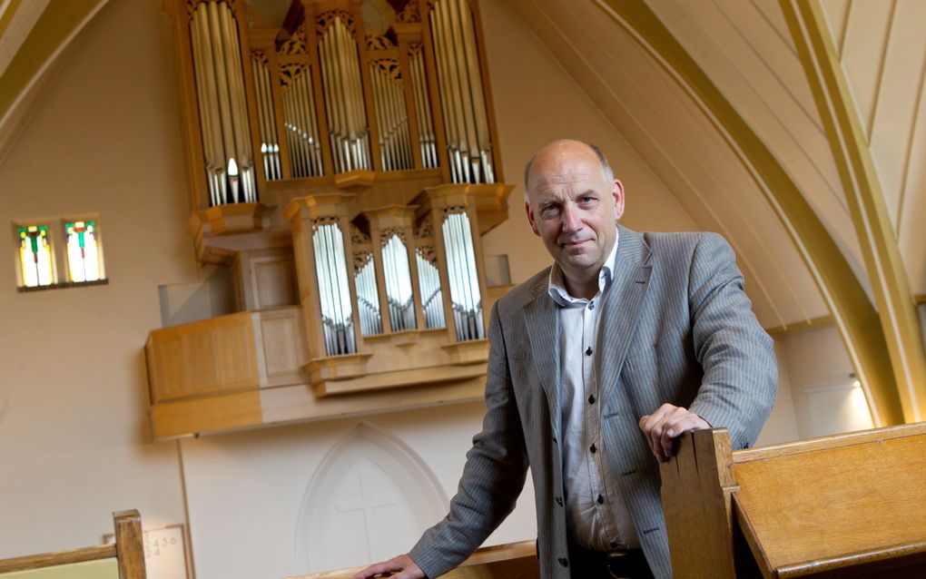 Evert van de Veen, organist van de gereformeerde kerk in Voorthuizen. beeld RD, Anton Dommerholt