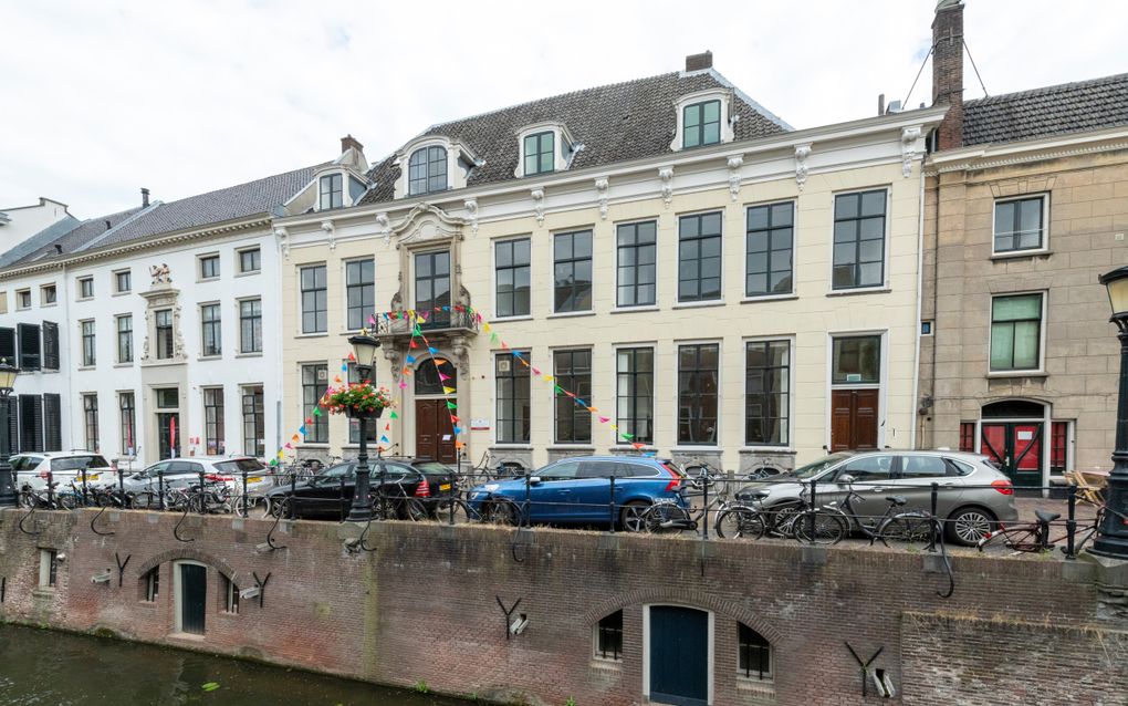 Het pand van de Theologische Universiteit Utrecht aan de Plompetorengracht in Utrecht bij de opening in 2022. beeld Ruben Schipper