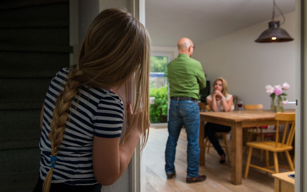 „Dat het mogelijk werd te scheiden zonder opgaaf van reden veranderde de meest kindvriendelijke instelling in een hulpmiddel voor het geluk van volwassenen." beeld ANP, Roos Koole