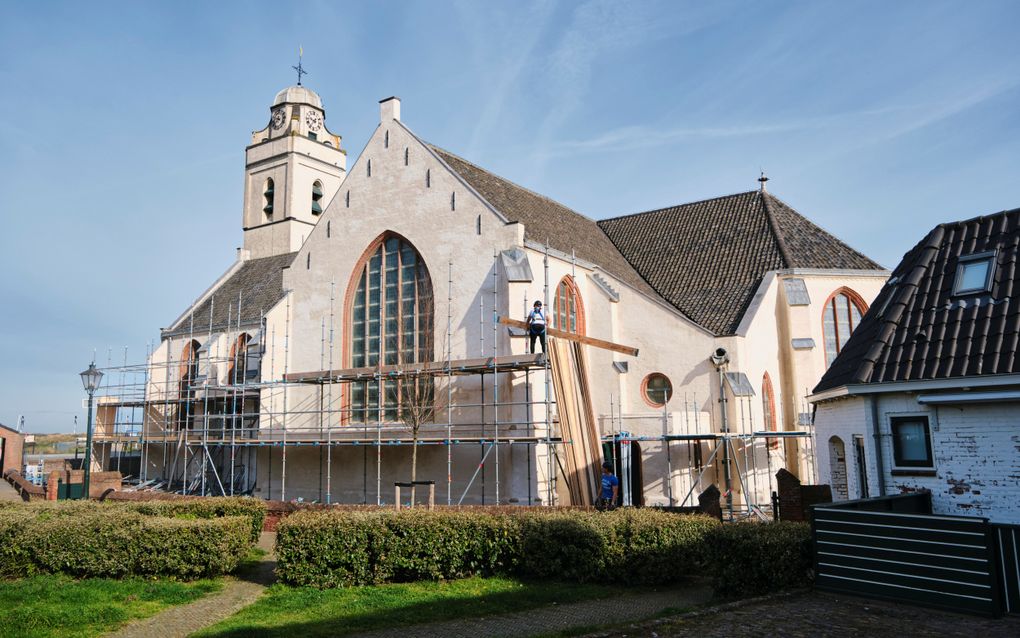 De Witte Kerk in Katwijk wordt weer wit