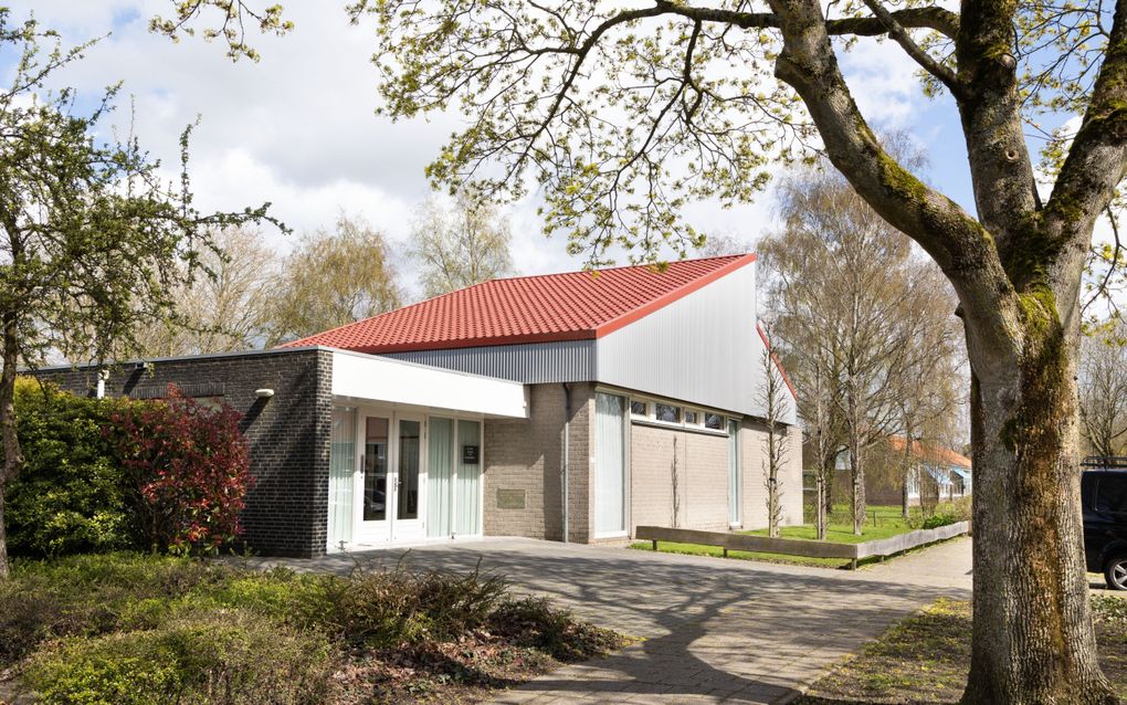 Kerkgebouw De Bron in Marknesse, waar de Nederlandse gereformeerde kerk samenkomt. beeld RD, Anton Dommerholt.