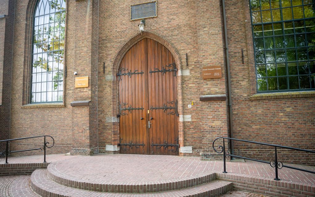 In de Dorpskerk in Garderen worden zowel diensten van de hervormde als van de hersteld hervormde gemeente gehouden. beeld Cees van der Wal