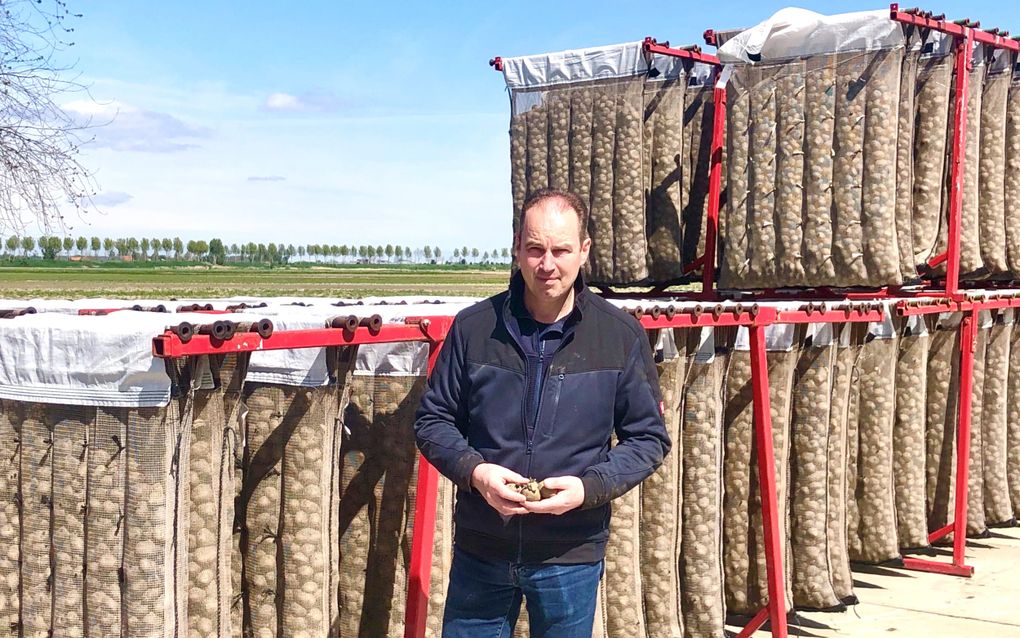 Landbouwer Hendrik Jan ten Cate uit Poortvliet op het eiland Tholen. beeld Van Scheyen fotografie