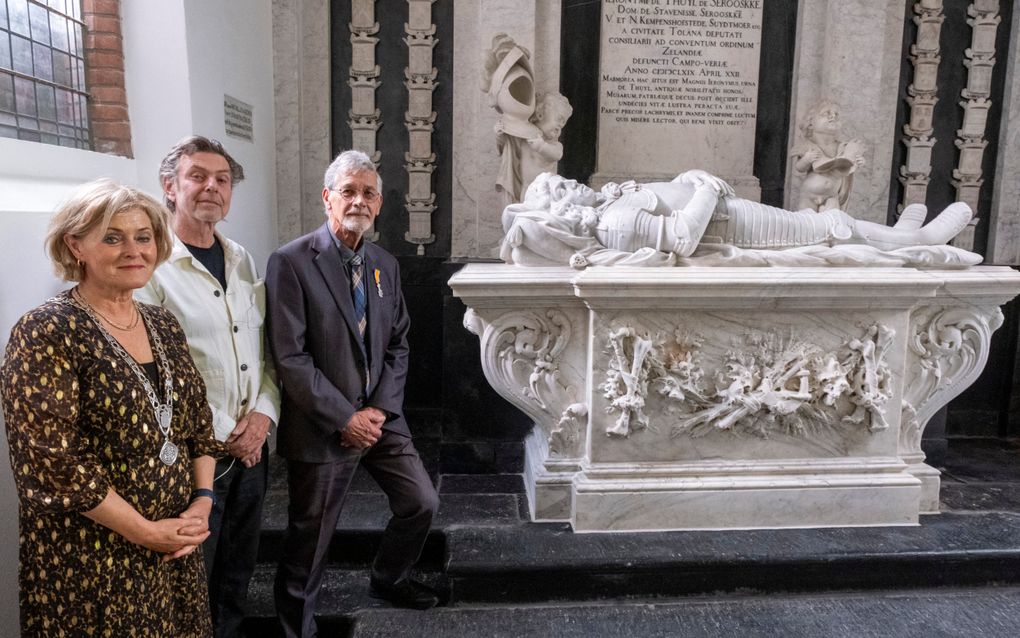 De ”Nachtwacht van Rombout Verhulst” in hervormde kerk Stavenisse gerestaureerd