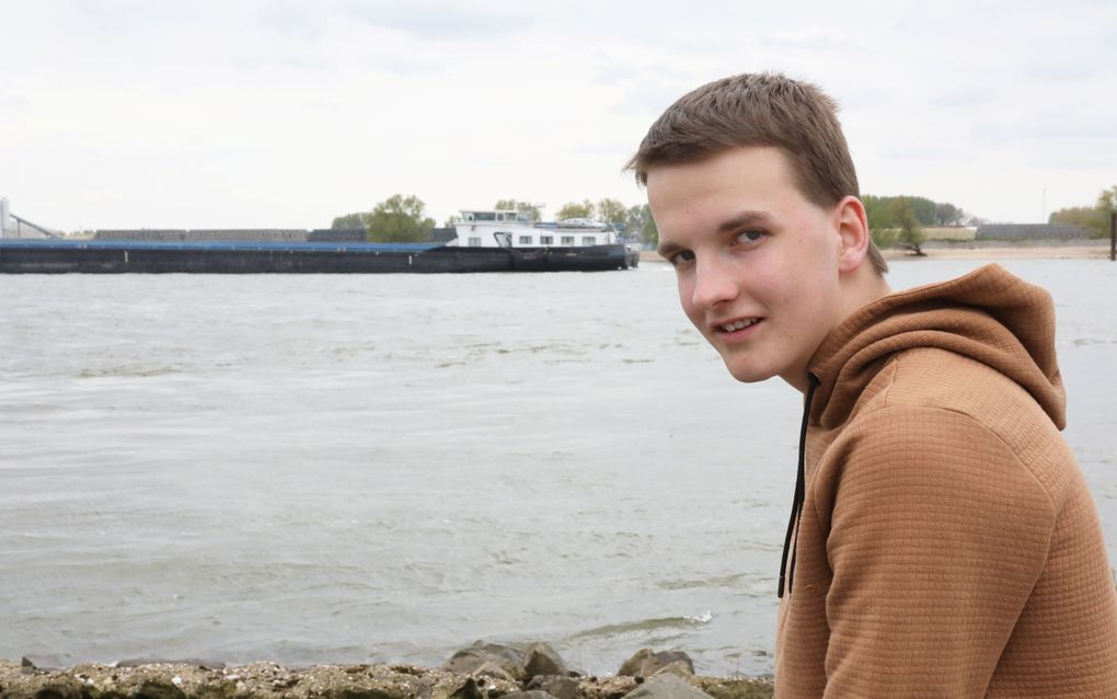 Kees van der Meijden uit Lienden bij de Waal. Hij gaat naar de zeevaartschool. beeld VidiPhoto