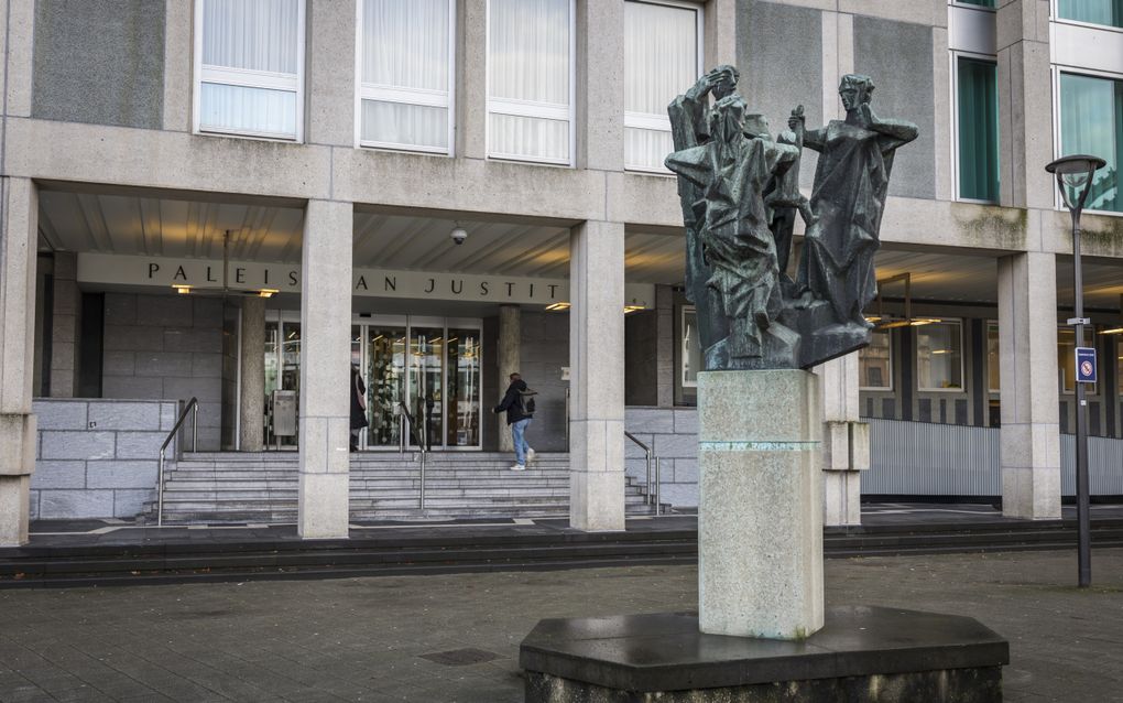 Mag „mr. en broeder” Vergunst oordelen in zaak-Geldermalsen? „Banden zijn kort”, zegt wrakingskamer,