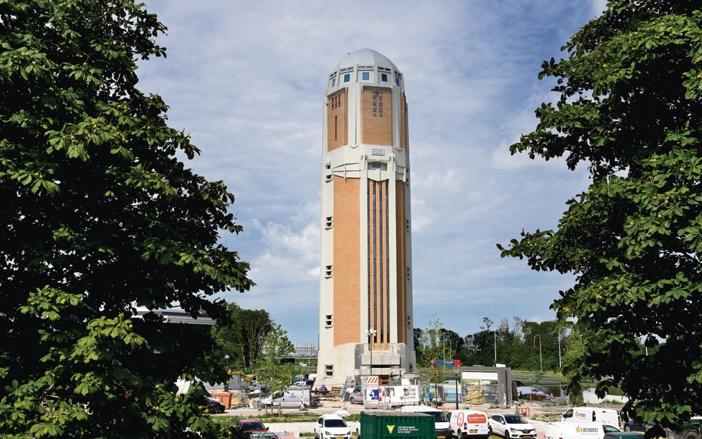 Watertoren van Raamsdonksveer: art deco aan de snelweg