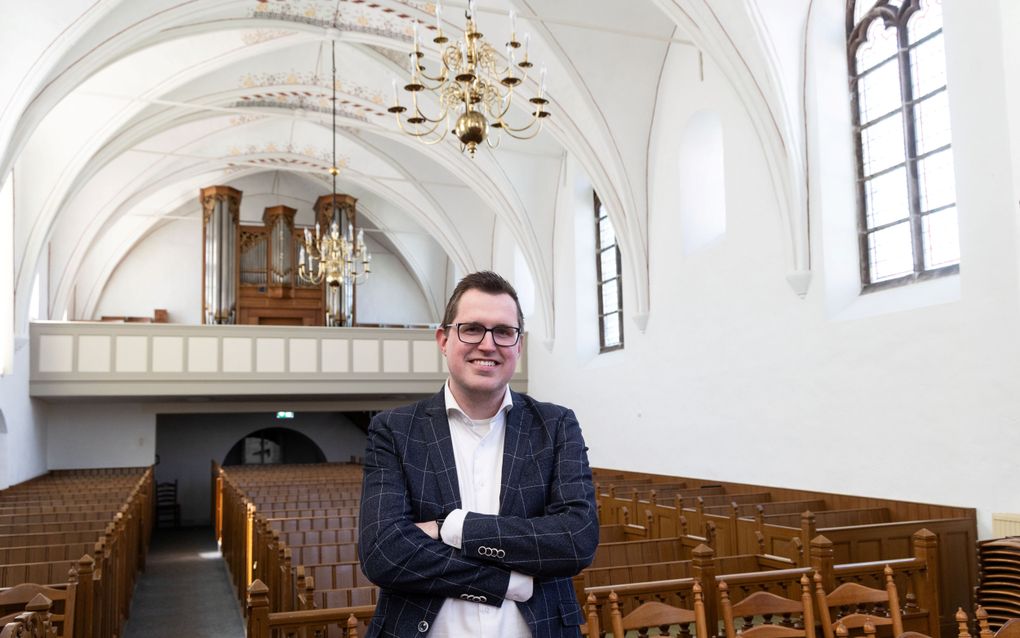 Ds. H.B. van der Knijff neemt afscheid van hervormd Wilsum