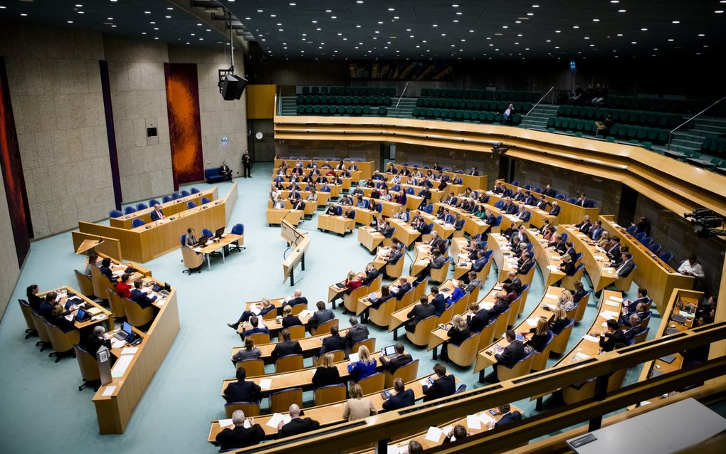 Een overzicht van de plenaire zaal van de Tweede Kamer. Beeld ANP, Bart Maat