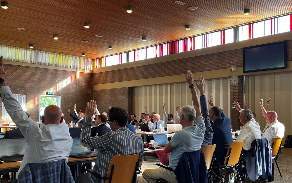 ‘Rijnsburg’: Ga niet los van elkaar met synode praten