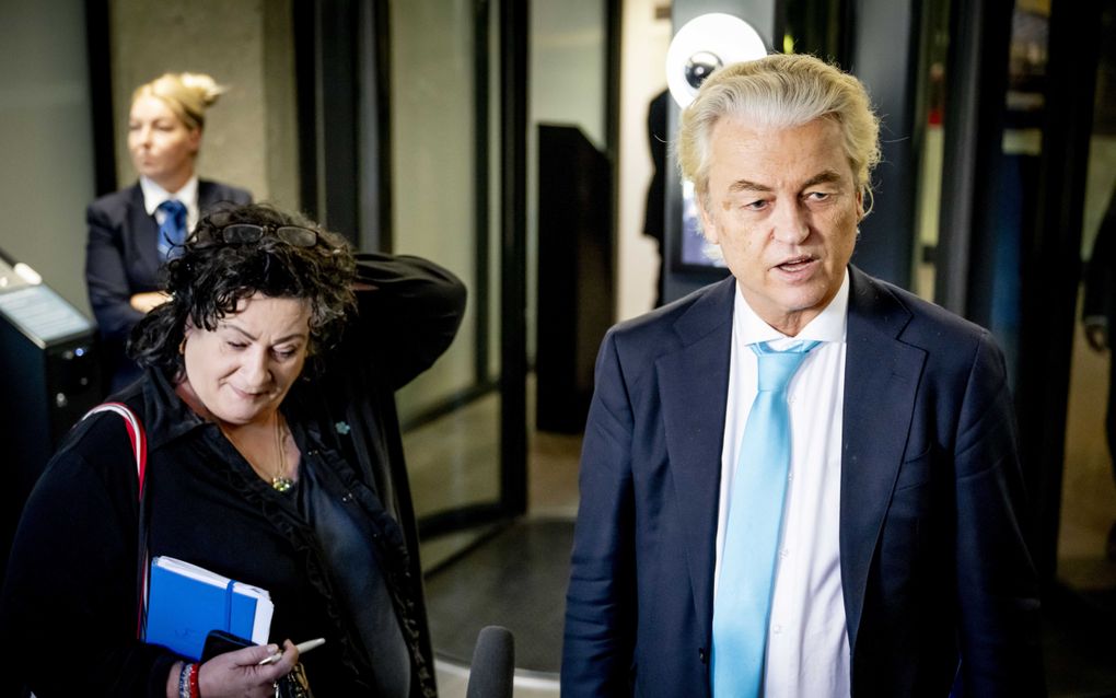 Geert Wilders en Caroline van der Plas  staan de pers te woord. beeld ANP, Robin Utrecht