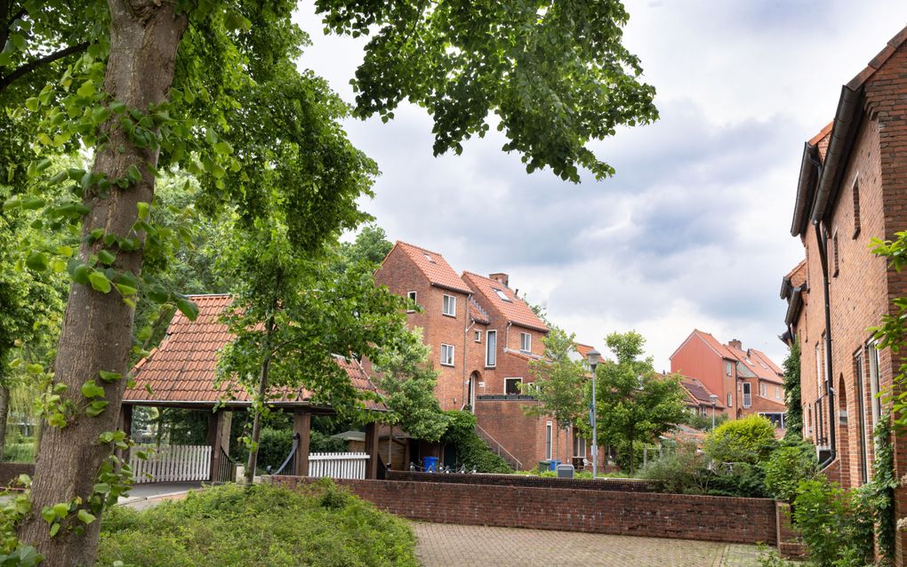 De Wandelstraat in Woerden. Een voorbeeld van experimentele woningbouw uit de jaren zestig. Niet in moderne stijl, maar romantisch. beeld RD, Anton Dommerholt