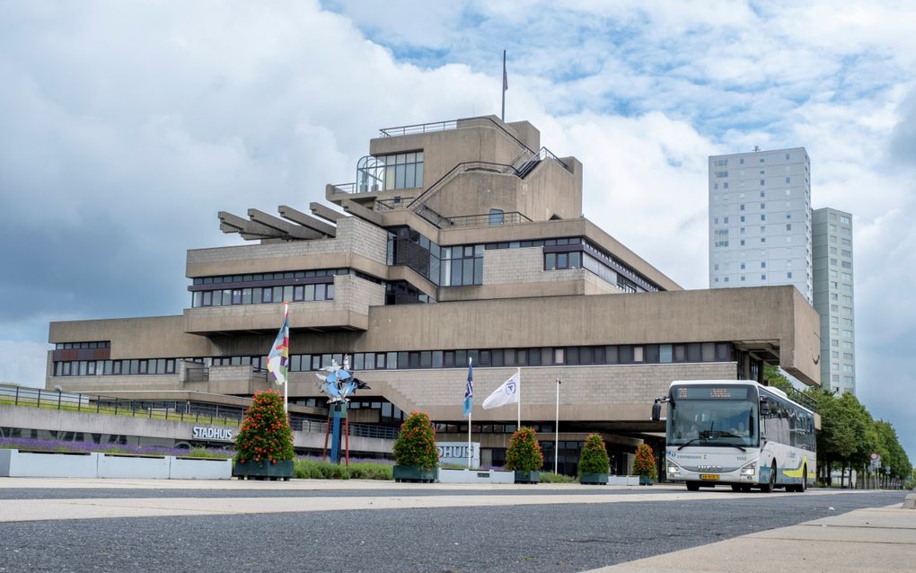 Het stadhuis van Terneuzen, ontworpen door Jaap Bakema in de stijl van het brutalisme. beeld Dirk-Jan Gjeltema