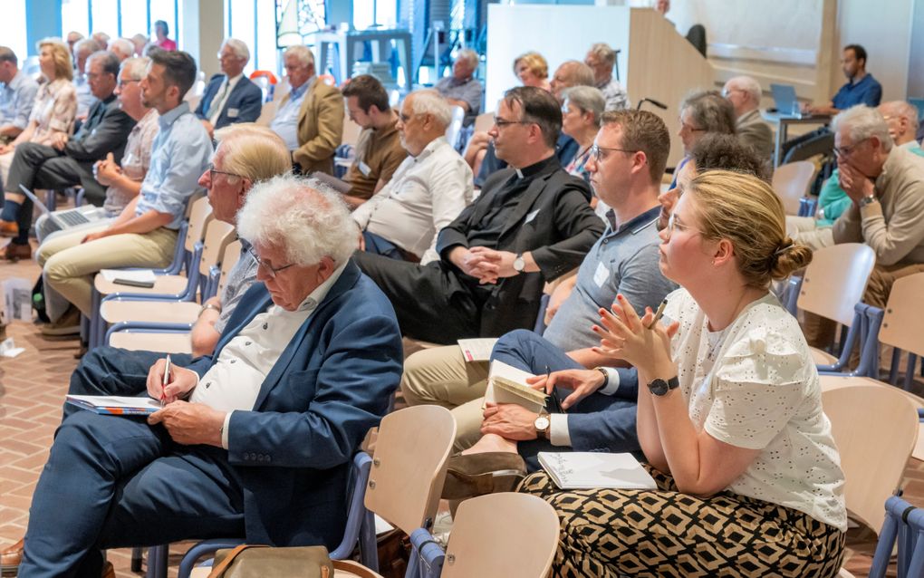 Het symposium van het Platform Rome Reformatie in Amersfoort trok vrijdag zo’n negentig bezoekers. beeld Ruben Schipper