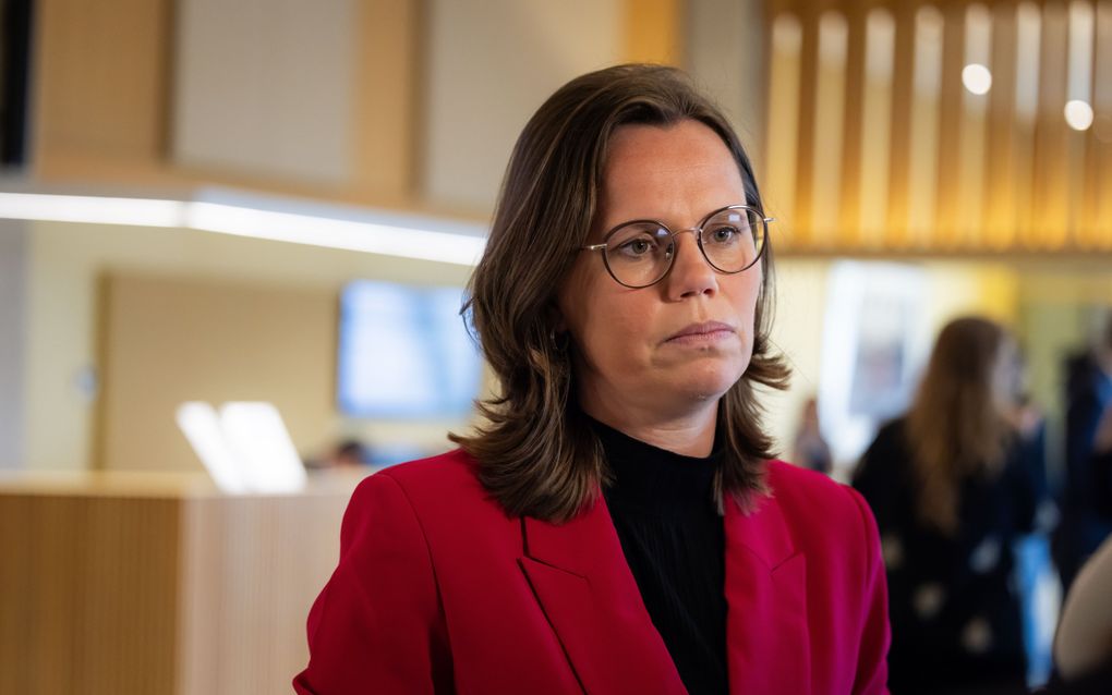 Mirjam Bikker: Per tweet uit de coalitie stappen; alsof iemand met een