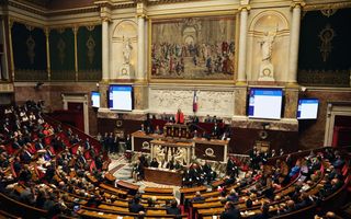 Het Franse parlement kiest een nieuwe voorzitter. beeld EPA, Teresa Suarez EPA/TERESA SUAREZ