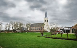 De Johanneskerk in het Friese Oosthem. beeld Sjaak Verboom