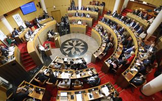Het Corsicaanse parlement stemt over wetgeving die voorziet in meer autonomie voor het Franse eiland. beeld AFP, Pascal Pochard-Casabianca
