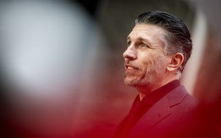 Minister Rijkaart (Binnenlandse Zaken en Koninkrijksrelaties) arriveert voor de wekelijkse ministerraad op het ministerie van Algemene Zaken