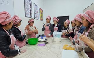 Cursus voor vrouwen in Tadzjikistan. beeld Compaan