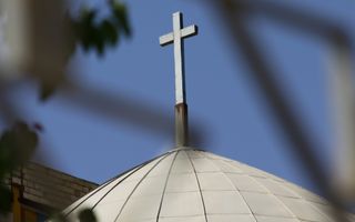 Een kruis op een kerk in Shiraz, een stad in Iran.