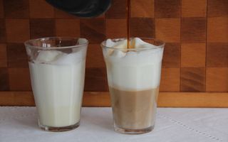 „Haverdrank is niet meer dan een aanvullend product voor wie bijvoorbeeld de geklopte melk bij de koffie niet kan missen.” beeld Geertje Bikker