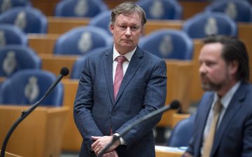 SGP-Kamerlid Diederik van Dijk bij de interruptiemicrofoon