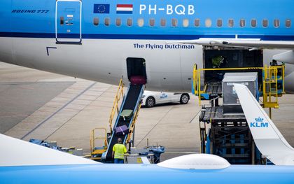 FNV en CNV roepen grondpersoneel KLM op werk urenlang neer te leggen