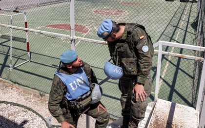 VN trekken kwart blauwhelmen terug wegens geldgebrek