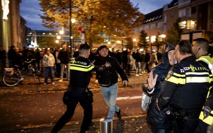Zeker een aanhouding bij protest tegen azc in Houten