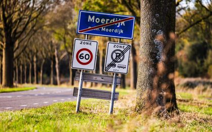 Besluit over verdwijnen dorp Moerdijk halfjaar uitgesteld