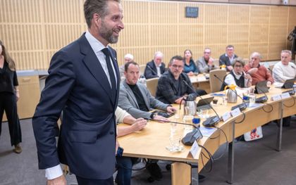 Burgemeester Terneuzen vertrekt definitief na ruzie over azc