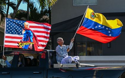 Ameriške sile v vojaški operaciji ujele venezuelskega predsednika Madura