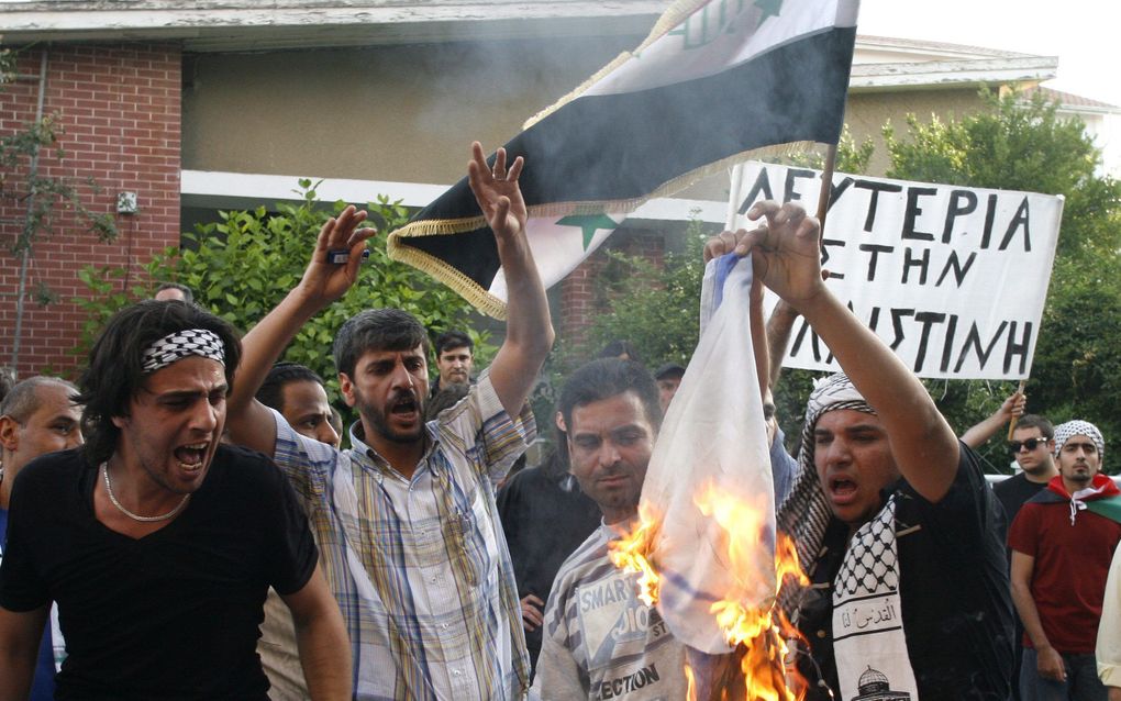 Pro-Palestijnse demonstranten op Cyprus. Foto EPA