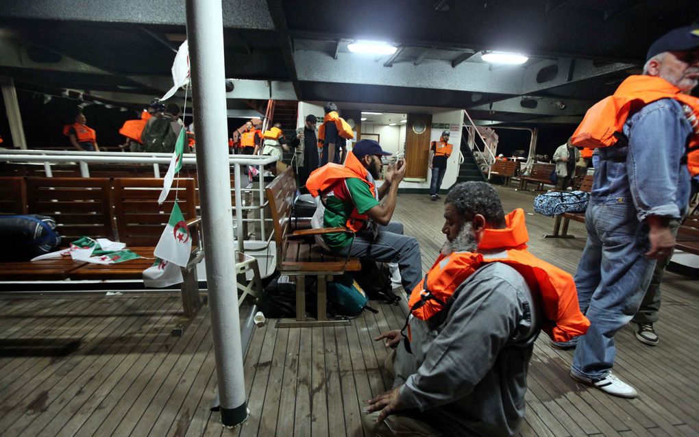 Palestijnse activisten aan boord van een schip met hulpgoederen. Foto EPA