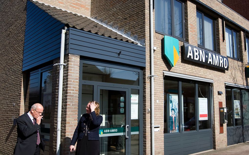 De invoering van een maatregel als de bankenbelasting draagt er niet toe bij dat een financiële crisis wordt voorkomen, vindt de Nederlandse Vereniging van Banken. Foto ANP