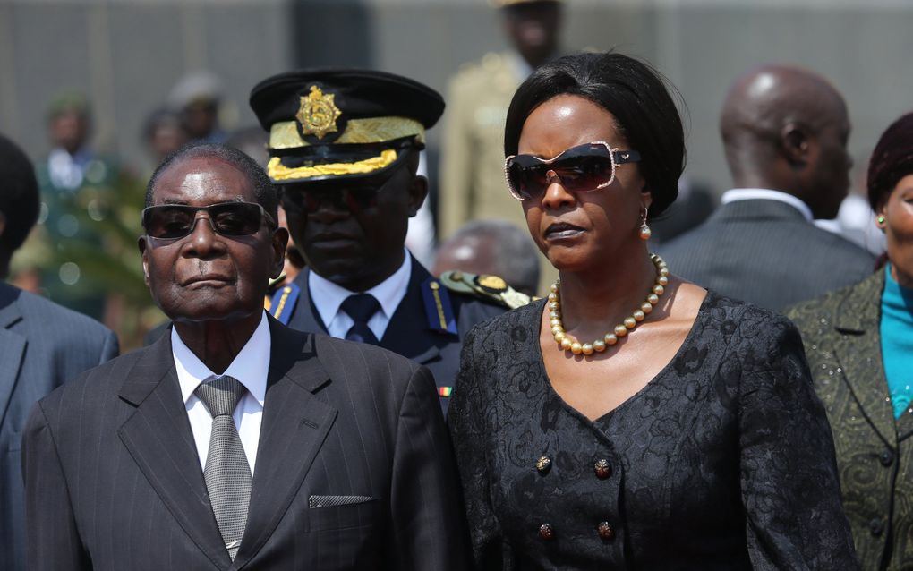 Robert en Grace Mugabe. beeld EPA